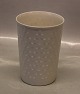 Kongelig Dansk 4101 Kgl. Hvid vase i relief 13.8 x 10 cm Thorkild Olsen TO