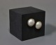 Beautiful large Pearl earrings in 14 ct. gold.5000m2 showroom.