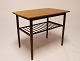 Lille sidebord i teak af dansk design fra 1960erne.5000m2 udstilling.
