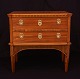 A 18th century Louis XVI-Chest of drawers. Altona, Northgermany, circa 1780. H: 79,5cm. Plate: 51x84cm