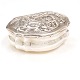 Philip Eckel Jansen, Sonderburg: A silver snuff box dated 1782. H: 3cm. L: 7,7cm. W: 91gr