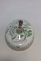 Danam Antik 
presents: 
Royal 
Copenhagen 
Flora Danica 
Lid for oval 
covered bowl no 
3567