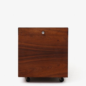 no.1044382 no.1044382