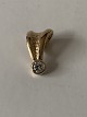 Pendant in 8 carat gold, with clear stone, and timeless design. Stamped 333 JAa