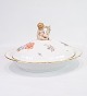 Large lid dish with putti sitting on the lid - Kgl. Saxon Flower - Hand painted 
- Royal Copenhagen - Approx. Year 1923
Great condition
