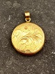 8 carat gold medallion