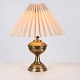 Osted Antik & Design præsenterer: Messinglampe med Hvid Skærm fra 1930’erne