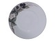 Royal CopenhagenArt Nouveau luncheon plate with blackberry 22.0 cm.