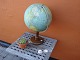 Globus fra år  1920 i fin stand 5000 m2 udstilling 