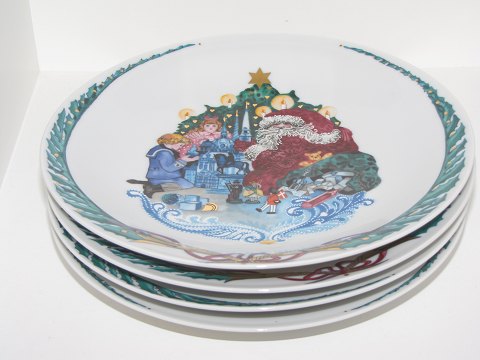 Christmas Dinnerware