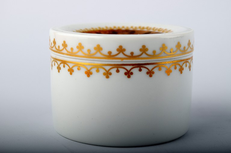 Rosenthal studio line, Bjørn Wiinblad lågæske i porcelæn.