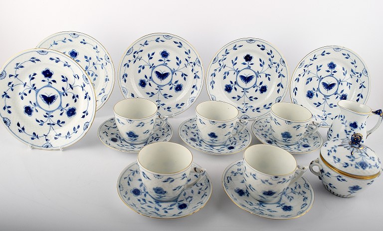 Bing & Grøndahl Sommerfugl, Kipling med guldkant.5 personers kaffeservice.