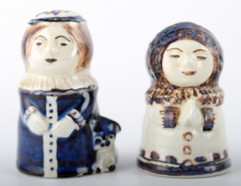 Aluminia kunstfajance af Doreen Middelboe, Salt og pebersæt.