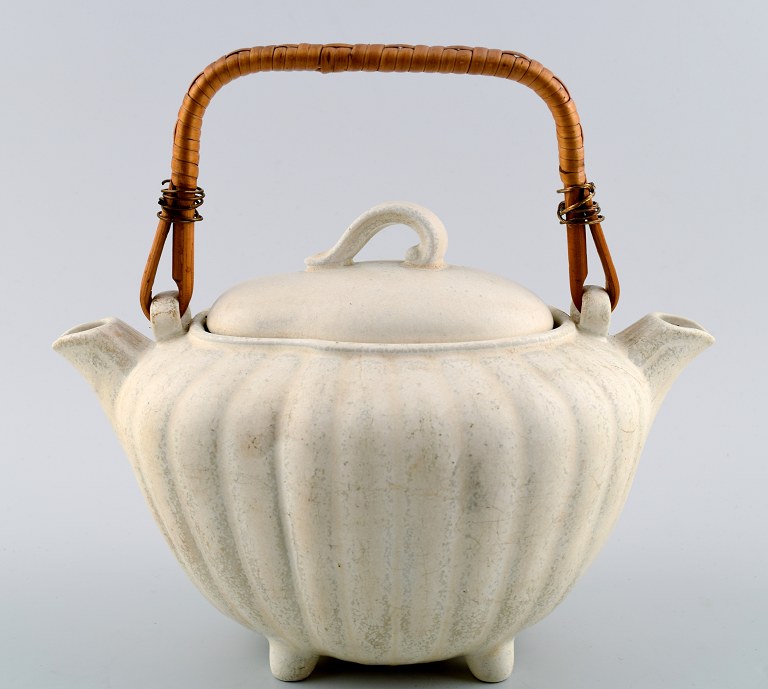 Rorstrand, Gunnar Nylund, double teapot in stoneware. 