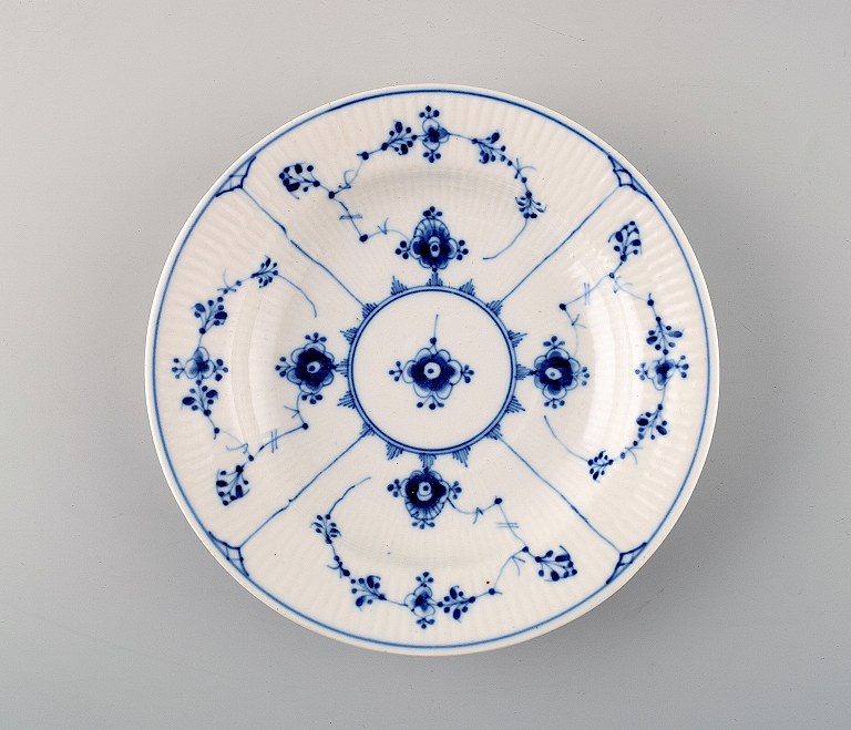 3 stk. b&g, Bing & Grøndahl musselmalet antikke dybe tallerkener.