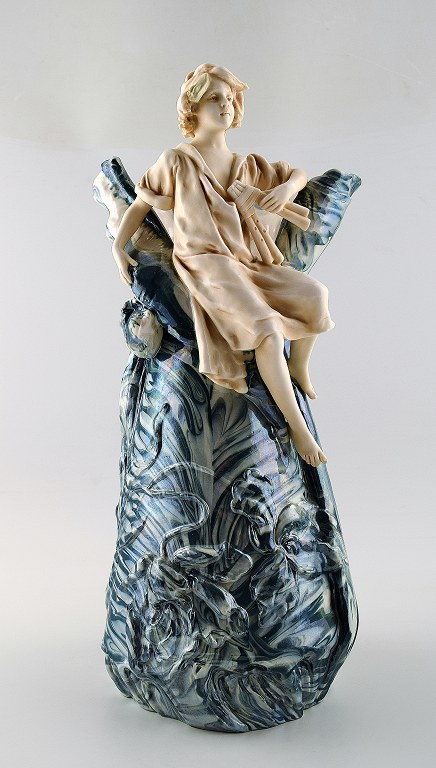 Large and impressive Royal Dux vase, porcelain.