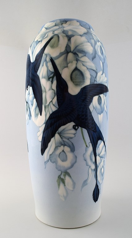 Large art nouveau Unique Rörstrand Nils Emil Lundström (1865-1960) porcelain vase.
