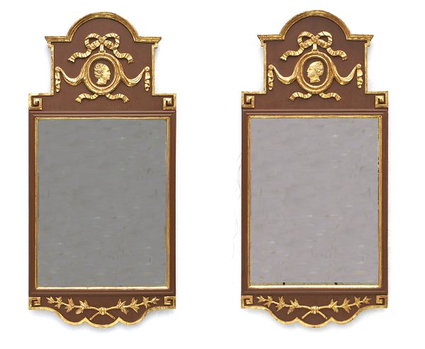 A pair of signed Altona-mirrors