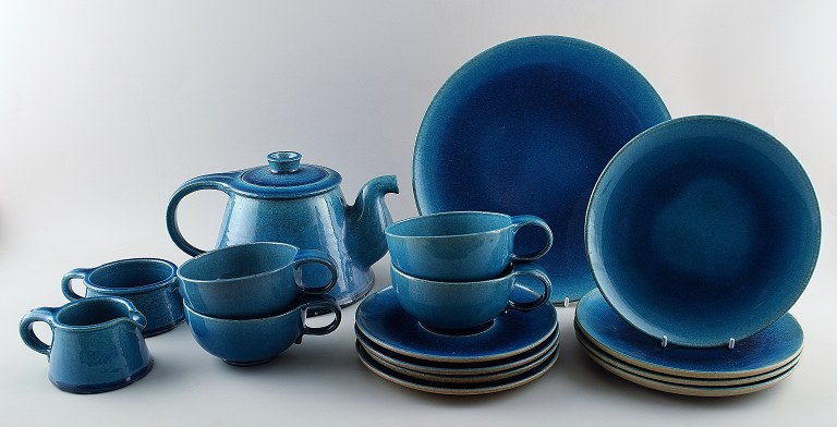 Complete Niels Kähler for Kähler tea service for 4 people.