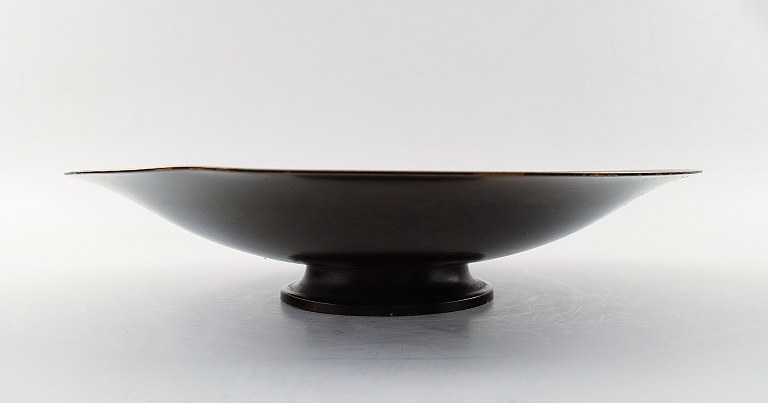 Just Andersen bronze bowl.Signed LB 1791.