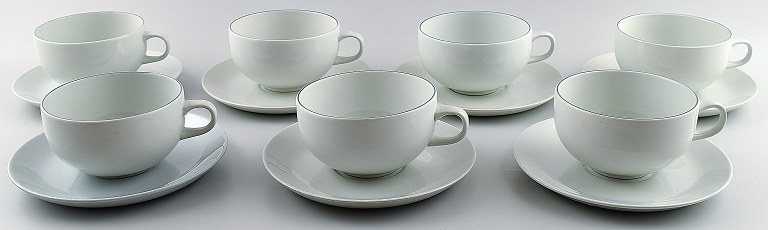 7 sets. Teacup and saucer.Aluminia/Royal Copenhagen blue line, earthenware.