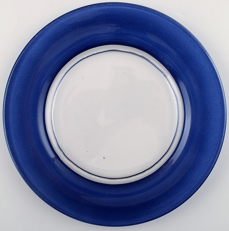 9 kunstglas tallerkener, Sverige.