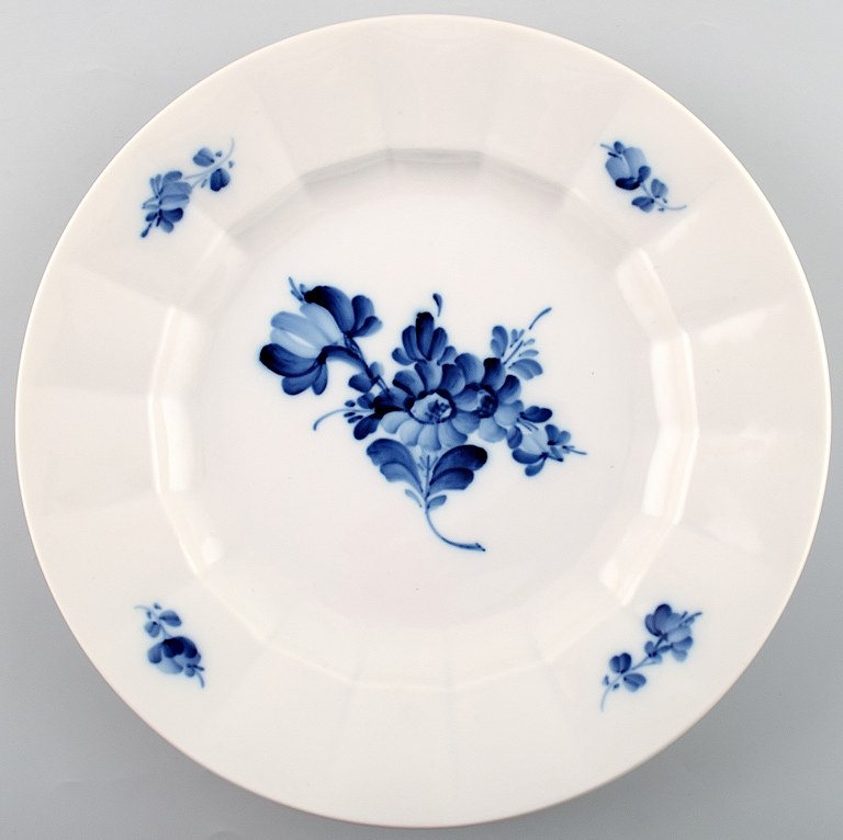 Blue flower dinner plates from Royal Copenhagen.14 plates on stock.