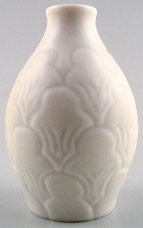 Art deco miniaturevase af porcelæn, B&G, Bing & Grøndahl.