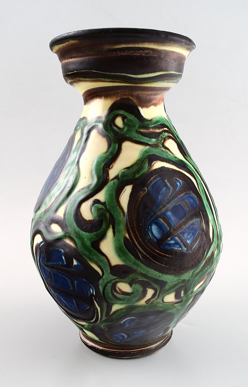 Kähler, Denmark, glazed stoneware vase. 1930s.
