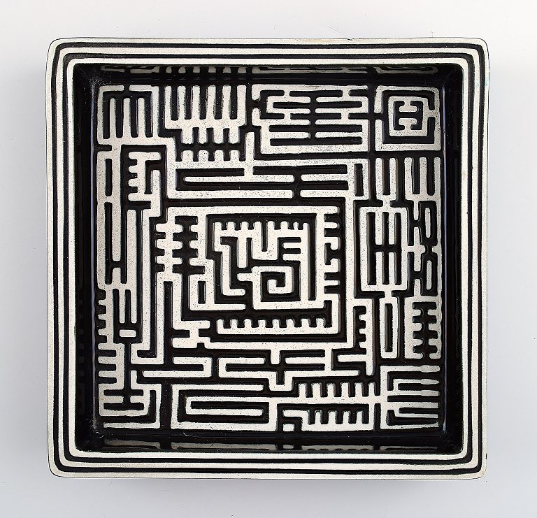 Stig Lindberg, Gustavsberg, Domino dish in ceramics.