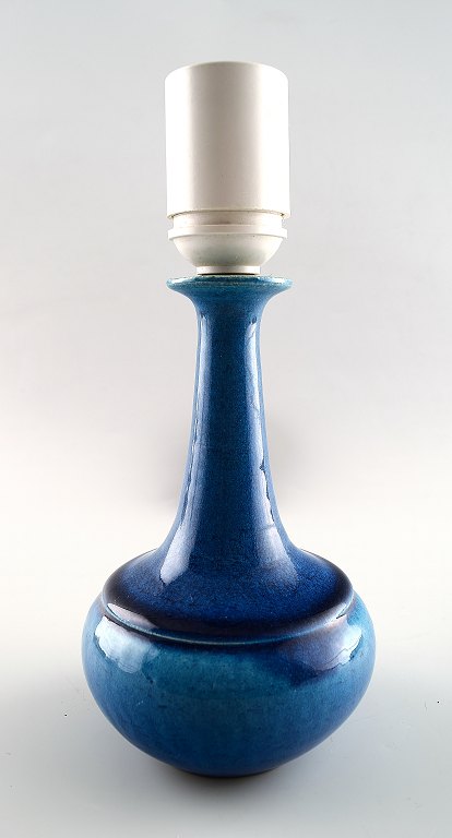 Kähler, Denmark, glazed stoneware lamp, 1960s.Designed by Nils Kähler.