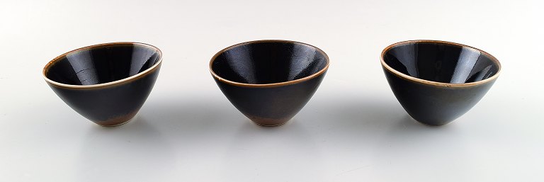Rörstrand, 3 ceramic bowls.