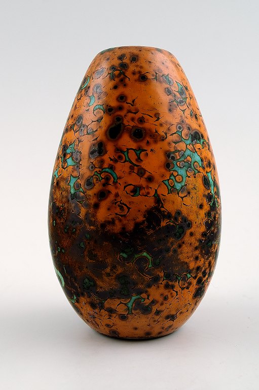 Hans Hedberg (1917-2007) Swedish ceramist.Unique ceramic vase from Hedberg