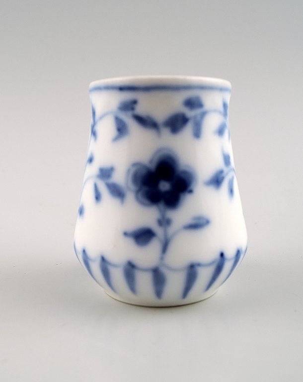 Bing & Grøndahl, Sommerfugl, tandstikholder.