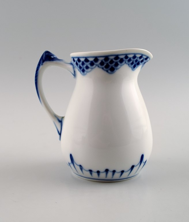 Bing & Grondahl Kronberg, Creamer.DenmarkDecoration number 393.