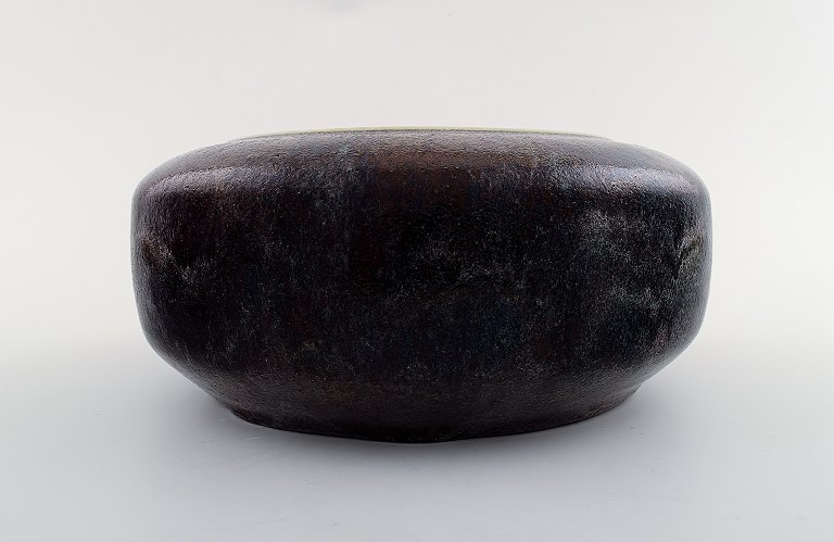 Royal Copenhagen unika keramikskål, 1924.Smuk skål i okseblodsglasur.