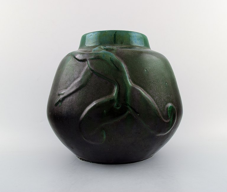 Motala lervarufabrik, Sverige, 1940´erne. Stor Art deco keramikvase.