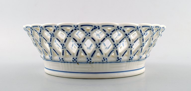Royal Copenhagen Blue fluted full lace fruit basketNo. 1054, 1st. factory quality.