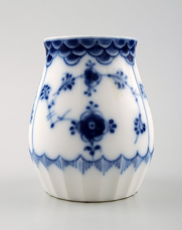 Bing & Grøndahl, B&G musselmalet. Vase/tandstikholder.