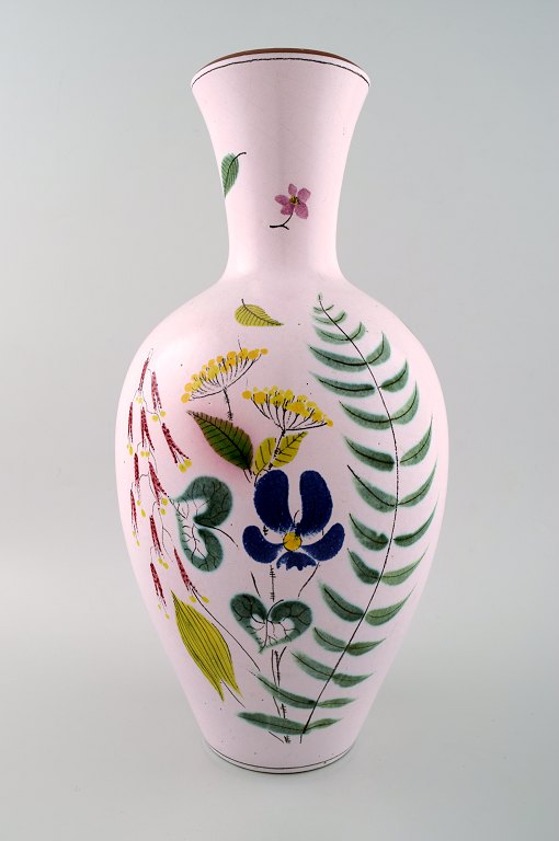Stig Lindberg Studio Hand for Gustavsberg. Large vase with hand painted decoration, 1940 / 50s.