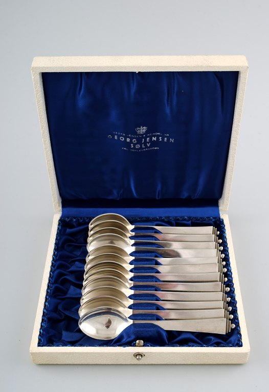 12 Georg Jensen Pyramid coffee spoons in original box.