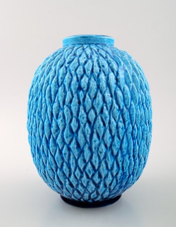 Rörstrand Gunnar Nylund "Chamotte" vase. 