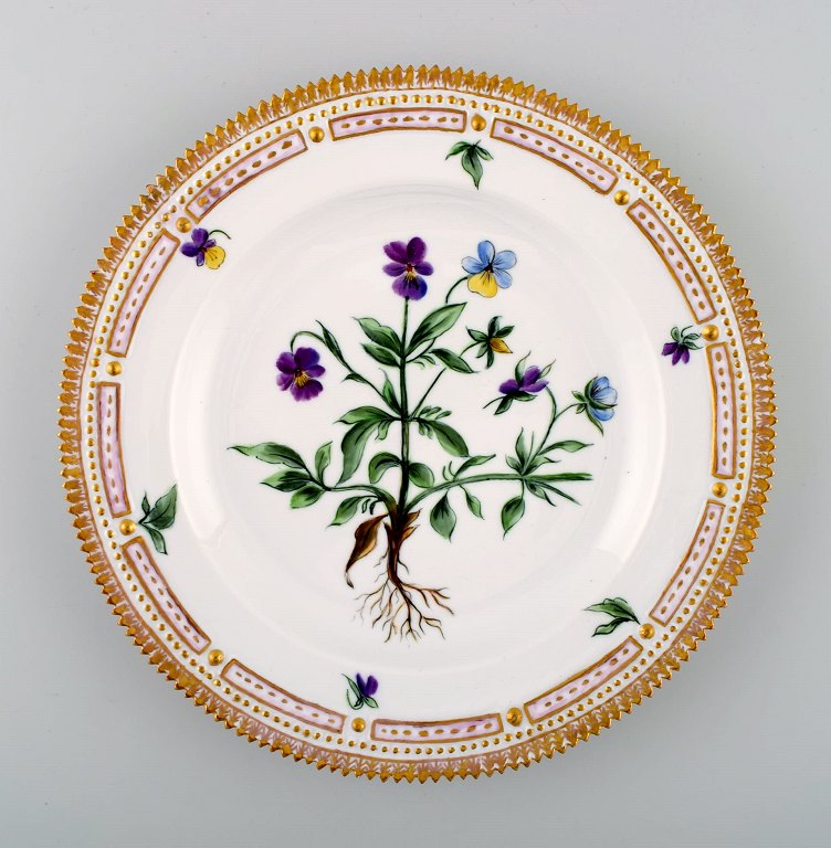 Royal Copenhagen Flora Danica dinner plate # 20/3549.