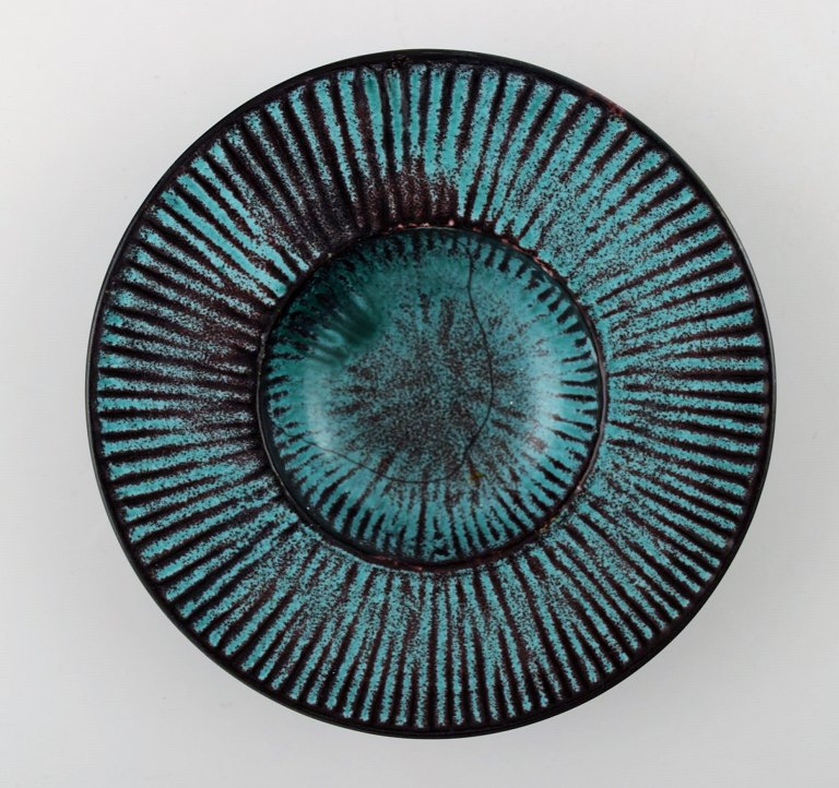 Kähler, Denmark, glazed bowl, 1930 s.Designed by Svend Hammershoi.