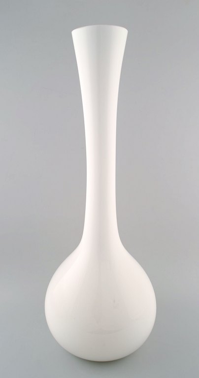 Arthur Percy for Gullaskruf. Huge opaline glass art glass vase.