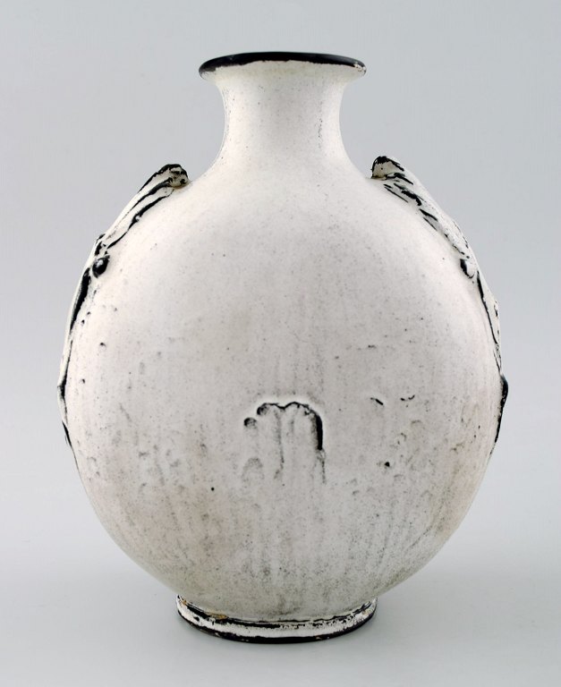 Svend Hammershoi for Kähler, Denmark, glazed vase, 1930s.