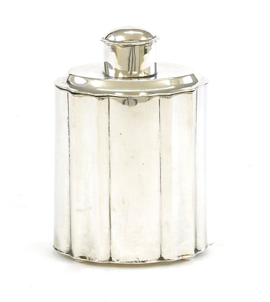 Tea tin, silver A.FHolling, Copenhagen, 1738