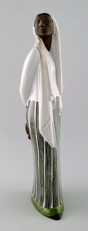 MARI SIMMULSON figure, ceramics, Upsala-Ekeby.Indonesian woman.