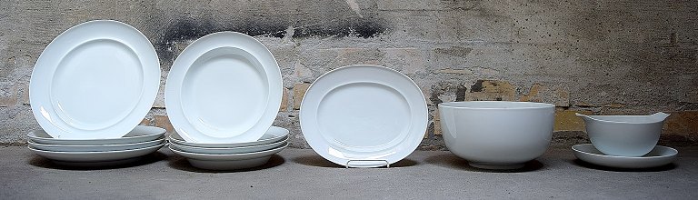 Bing & Grondahl, B&G, White Koppel, 4 p. Dinner service. 11 parts.Designed by Henning Koppel.