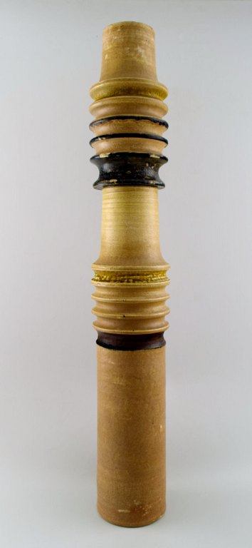 Carl Cunningham Cole, 1942-2015 for Kähler. Vase of glazed stoneware. Monogram Signature : CCC.